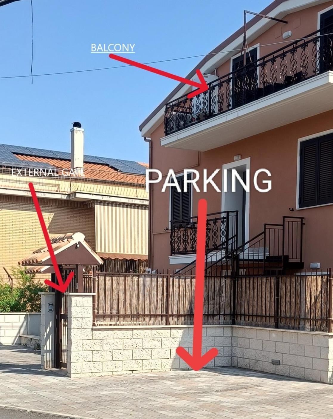 Villa La Mansarda Di Andrew Ciampino Esterno foto